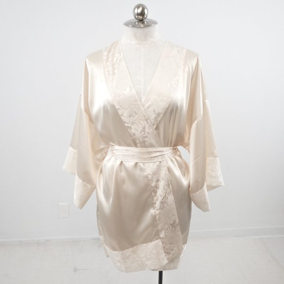 Victoria’s Secret OS Satin Wrap Belted Robe Gown Cream Ivory White Wedding Sexy - Picture 7 of 12